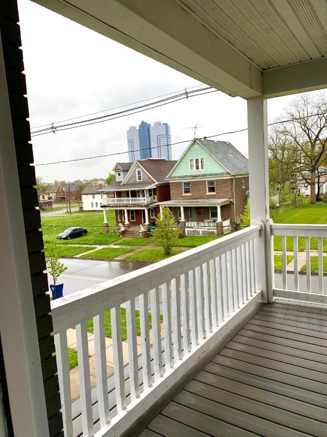 The Maid of the Mist Villa: Niagara Falls Retreat with Private Yard Exterior photo